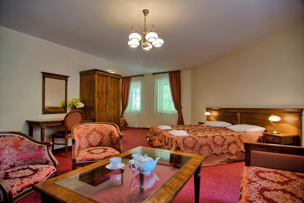 Rezydencja Piastowska Szklarska Poreba Chambre photo